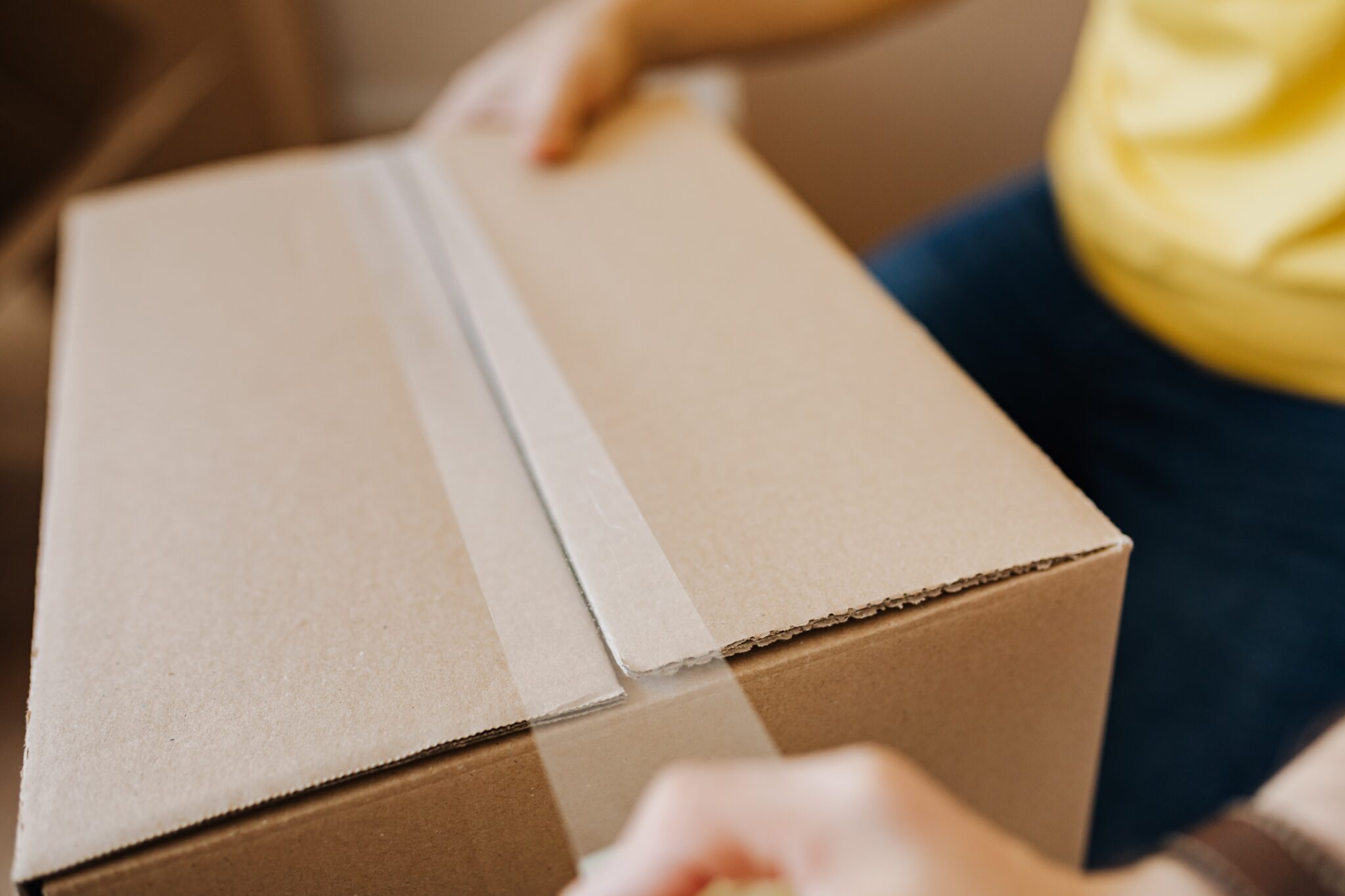 Corrugated vs. Cardboard What’s the Difference? Gorilla Shipper