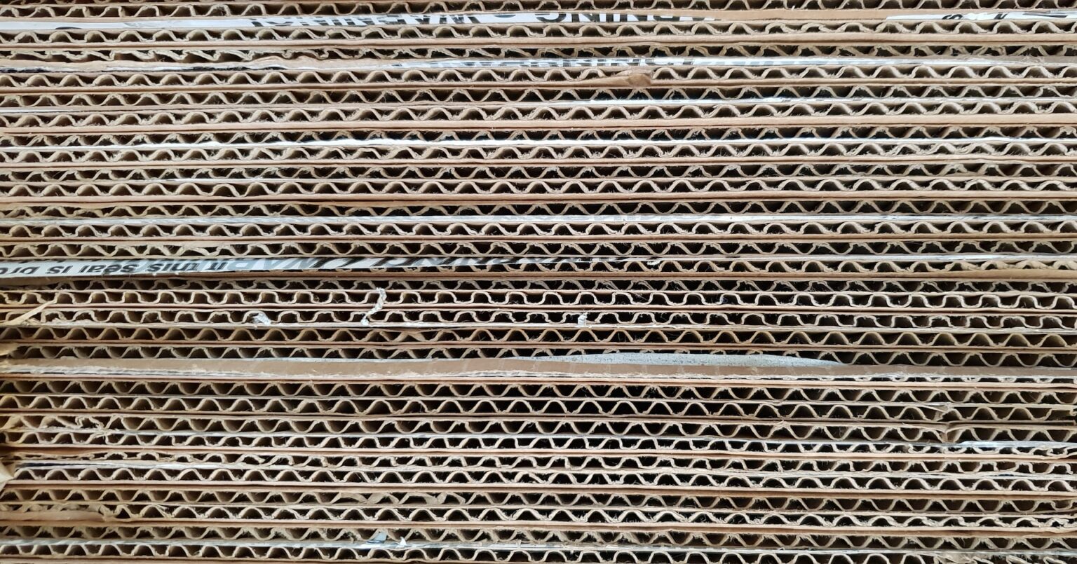 What Is Corrugated Cardboard Learn More Gorilla Shipper